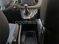 Usado Peugeot Partner Tepee Active 100 CV (73 kW) 2015 Gris / plata Monovolumen