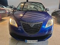 Usado Lancia Ypsilon 69 CV (50 kW) 2014 Violeta / lila Utilitario