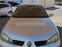 Usado Renault Laguna II Expression 110 CV (80 kW) 2005 Gris / plata Berlina