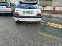 Usado Citroën Saxo 90 CV (66 kW) 1999 Blanco Utilitario