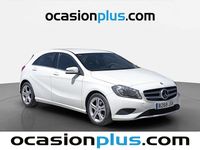 Begagnad Mercedes A200 Urban 136 HK (100 kW) 2015 Vit Halvkombi