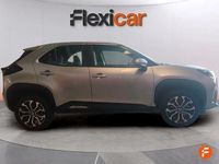 Usado Toyota Yaris Hybrid Active 116 CV (85 kW) 2024 Gris