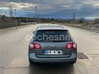Usado VW Passat Advance 140 CV (102 kW) 2006 Gris / plata Familiar