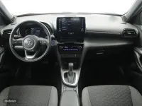Usado Toyota Yaris Cross Active 116 CV (85 kW) 2022 Rojo SUV