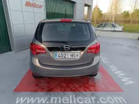 Usado Opel Meriva Excellence 110 CV (80 kW) 2011 Gris / plata Monovolumen