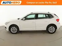 Usado Skoda Kamiq Ambition 110 CV (80 kW) 2021 Blanco SUV