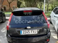 Usado Ford Fiesta Sport 100 CV (73 kW) 2007 Negro Utilitario