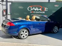 Usado Ford Focus Titanium 145 CV (106 kW) 2010 Azul Descapotable