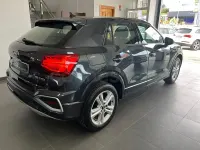 Usado Audi Q2 150 CV (110 kW) 2021 Gris / plata SUV