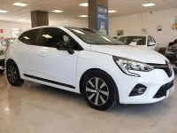 Usado Renault Clio Equilibre 101 CV (74 kW) 2023 Blanco Utilitario