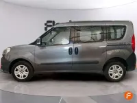 Usado Fiat Doblò Easy 105 CV (77 kW) 2016 Marrón Monovolumen