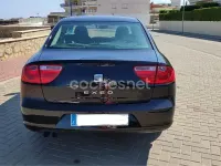 Usado Seat Exeo Reference 120 CV (88 kW) 2011 Negro Berlina