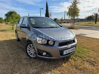 Usado Chevrolet Aveo LTZ 95 CV (69 kW) 2013 Gris / plata Berlina