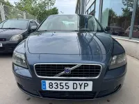 Usado Volvo S40 Momentum 125 CV (91 kW) 2006 Azul Berlina