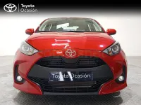 Usado Toyota Yaris Hybrid Active 116 CV (85 kW) 2025 Rojo Berlina