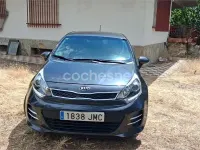 Usado Kia Rio 84 CV (61 kW) 2016 Azul Utilitario