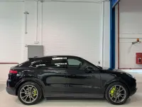 Usado Porsche Cayenne 462 CV (339 kW) 2021 Negro SUV