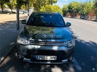 Usado Mitsubishi Outlander P-HEV 203 CV (149 kW) 2015 Gris / plata SUV