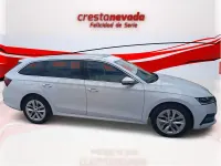Usado Skoda Octavia Sport 150 CV (110 kW) 2022 Blanco Familiar