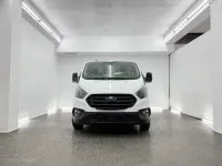 Usado Ford Transit Custom 105 CV (77 kW) 2021 Blanco Familiar