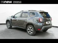 Usado Dacia Duster Journey 100 CV (73 kW) 2023 Gris / plata SUV