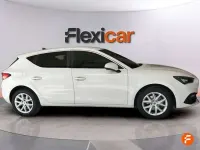 Usado Seat Leon FR 116 CV (85 kW) 2025 Blanco Berlina