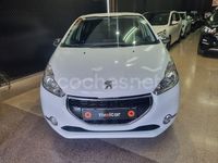 Usado Peugeot 208 Style 75 CV (55 kW) 2015 Blanco Utilitario
