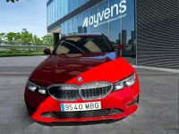 Usado BMW 330e 292 CV (214 kW) 2022 Rojo Familiar