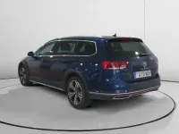 Usado VW Passat Alltrack 200 CV (147 kW) 2023 Azul Familiar