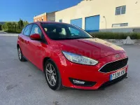 Begagnad Ford Focus Active 125 HK (91 kW) 2018 Röd Sedan