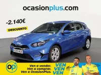 Usado Kia Ceed 136 CV (100 kW) 2023 Azul Utilitario
