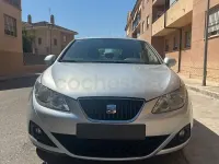 Usado Seat Ibiza Sport 100 CV (73 kW) 2010 Gris / plata Berlina