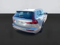 Usado Volvo V60 Core 197 CV (144 kW) 2023 Gris Familiar