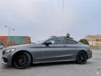 Usado Mercedes C250 AMG line 204 CV (150 kW) 2016 Gris / plata Coupe