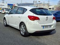 Usado Opel Astra Sport 110 CV (80 kW) 2010 Blanco Berlina