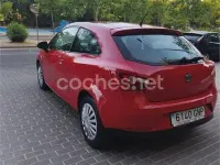 Usado Seat Ibiza 80 CV (58 kW) 2009 Rojo Berlina