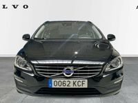Usado Volvo V60 Momentum 150 HP (110 kW) 2017 Preto Carrinha