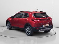 Usado Kia Stonic 101 CV (74 kW) 2021 Rojo SUV