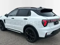 Begagnad Lynk & Co 01 276 HK (202 kW) 2025 Vit SUV