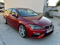 Usado Seat Leon ST FR 150 CV (110 kW) 2018 Rojo Familiar