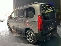 Usado Citroën Berlingo Shine 102 CV (75 kW) 2022 Gris / plata Monovolumen