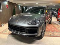 Usado Porsche Cayenne Turbo 550 CV (404 kW) 2019 Gris / plata SUV