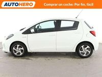 Usado Toyota Yaris Hybrid Active 99 CV (72 kW) 2015 Blanco Utilitario