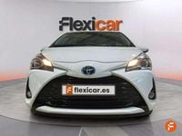Usado Toyota Yaris Hybrid Active 100 CV (73 kW) 2020 Blanco Utilitario