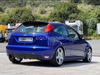 Usado Ford Focus RS 220 CV (161 kW) 2003 Azul Berlina