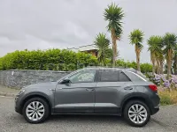 Usado VW T-Roc Advance 150 CV (110 kW) 2021 Gris / plata SUV