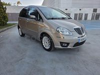 Usado Lancia Musa 90 CV (66 kW) 2009 Beige Monovolumen