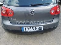 Usado VW Golf V Highline 140 CV (102 kW) 2007 Gris / plata Berlina