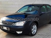 Usado Ford Mondeo Ghia 130 CV (95 kW) 2005 Negro Berlina