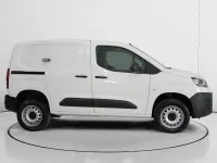 Usado Citroën Berlingo 131 CV (96 kW) 2022 Blanco Monovolumen
